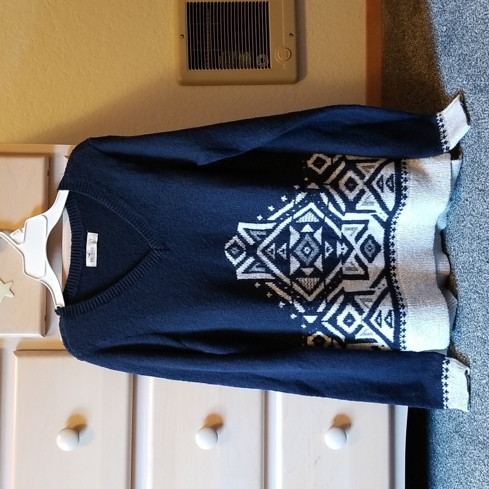 Hollister Geometric Sweater